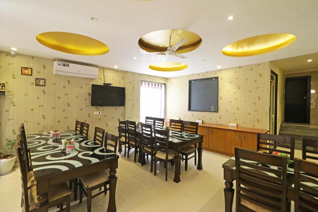 ניו דלהי Hotel Paragon Suites מראה חיצוני תמונה