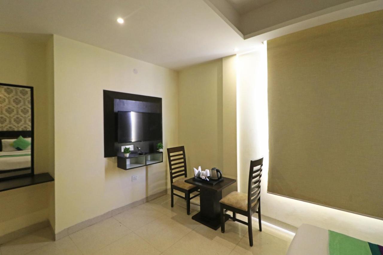 ניו דלהי Hotel Paragon Suites מראה חיצוני תמונה